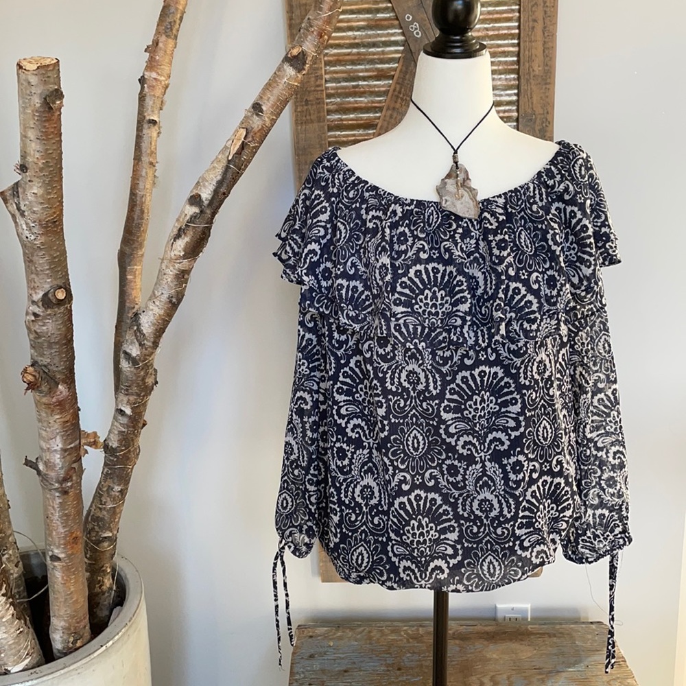 Michael Kors silk like Off the shoulder Tunic